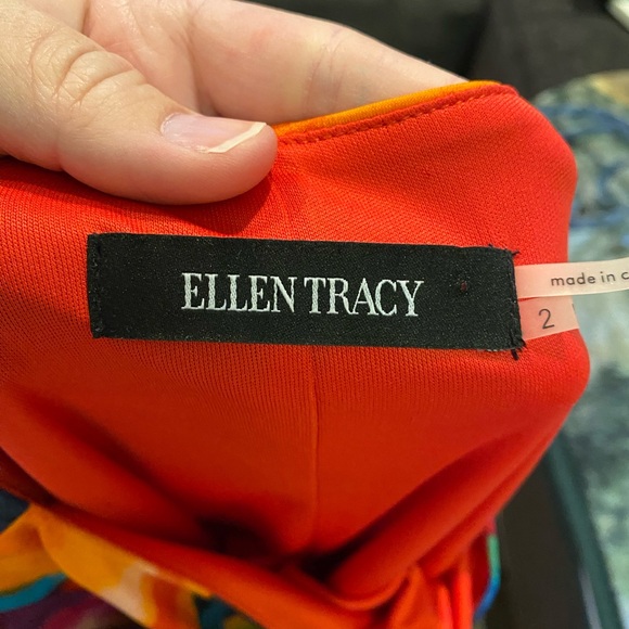 Women’s Size 2 Watercolor Floral Dress - Picture 4 of 9